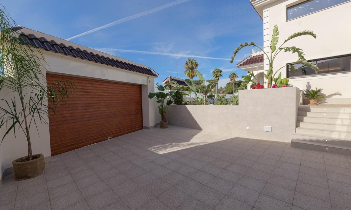 Obra nueva - Villa -
Rojales - Ciudad Quesada