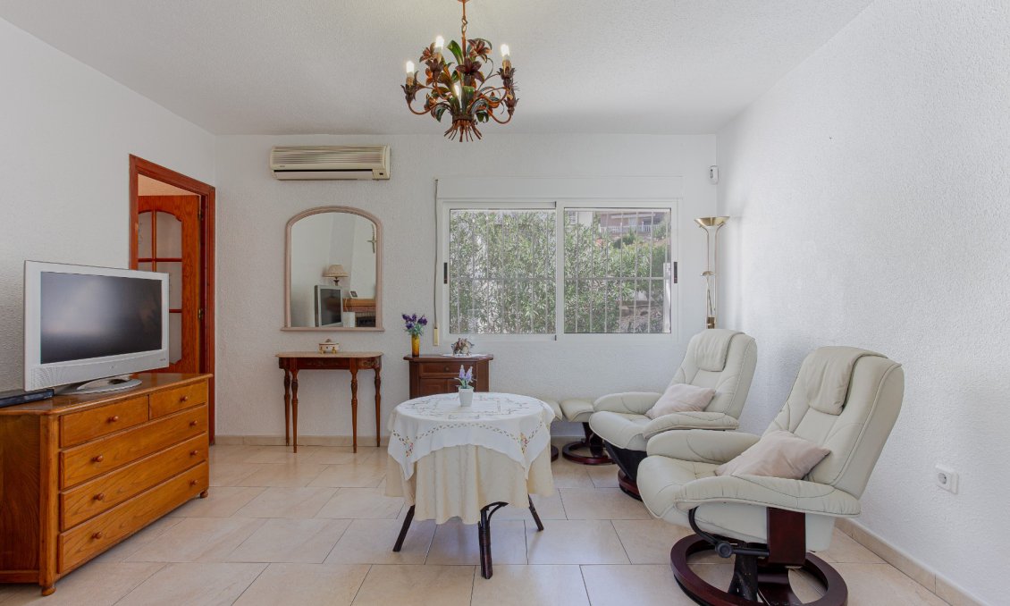 Segunda mano - Villa -
Torrevieja - Costa Blanca