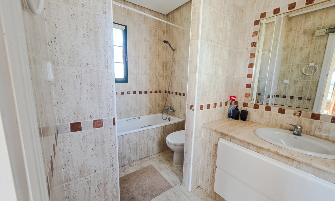 Segunda mano - Villa -
Los Dolses - Inland