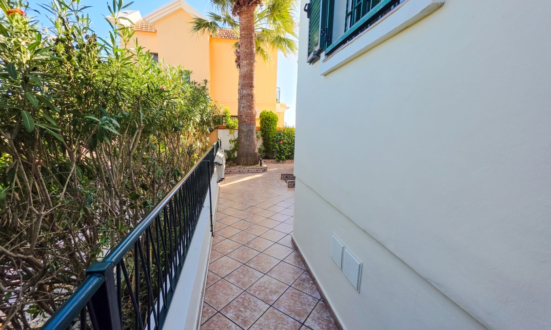 Segunda mano - Villa -
Los Dolses - Inland