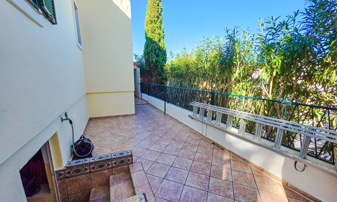 Segunda mano - Villa -
Los Dolses - Inland