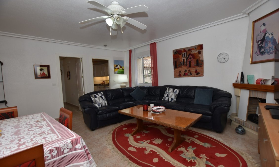 Használt Ingatlanok - Villa -
Algorfa - Inland