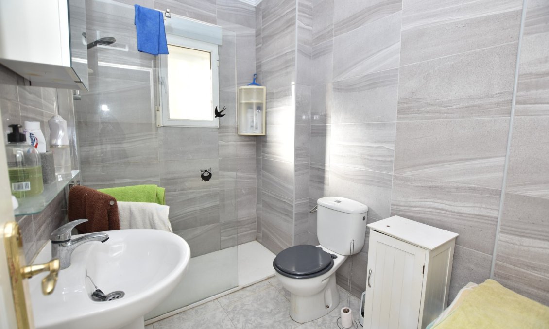 Használt Ingatlanok - Sorház -
Algorfa - Inland