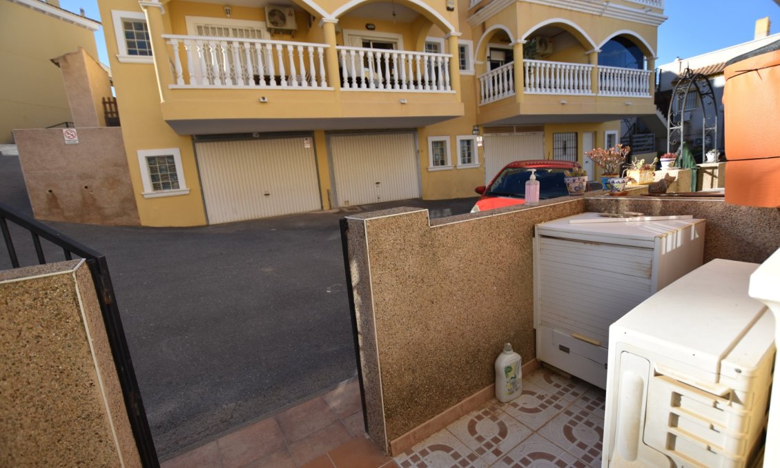 Használt Ingatlanok - Sorház -
Algorfa - Inland