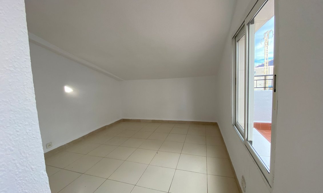 Segunda mano - Town House -
Los Balcones - Costa Blanca