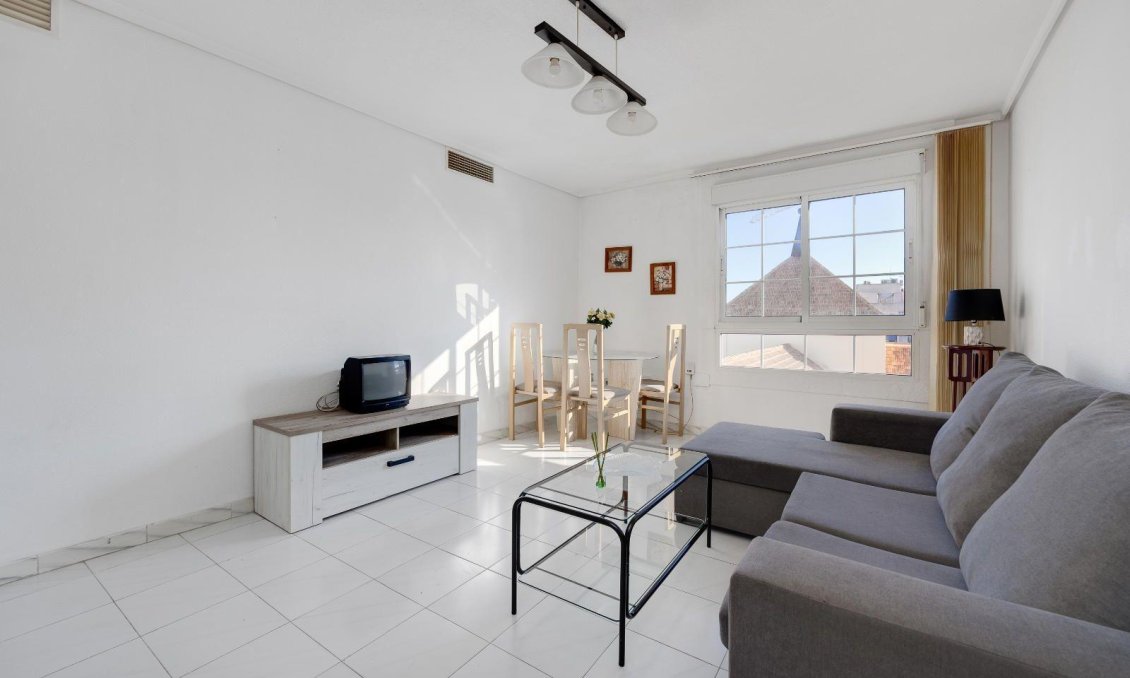 Használt Ingatlanok - Apartman -
Torrevieja - Centrum
