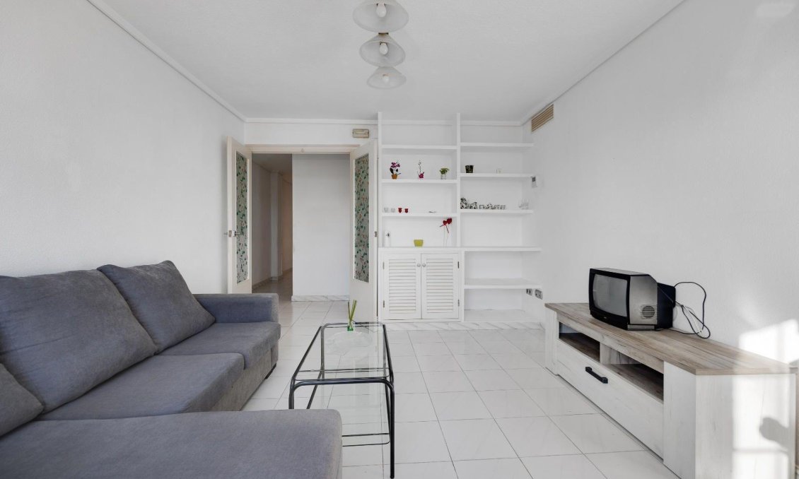 Használt Ingatlanok - Apartman -
Torrevieja - Centrum