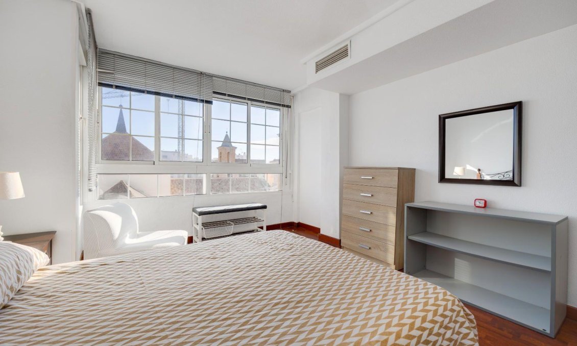 Használt Ingatlanok - Apartman -
Torrevieja - Centrum