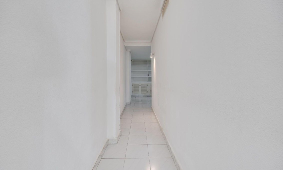 Használt Ingatlanok - Apartman -
Torrevieja - Centrum