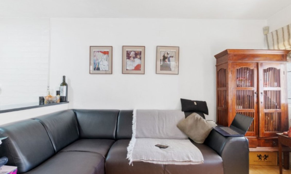 Használt Ingatlanok - Sorház -
Torrevieja - Costa Blanca