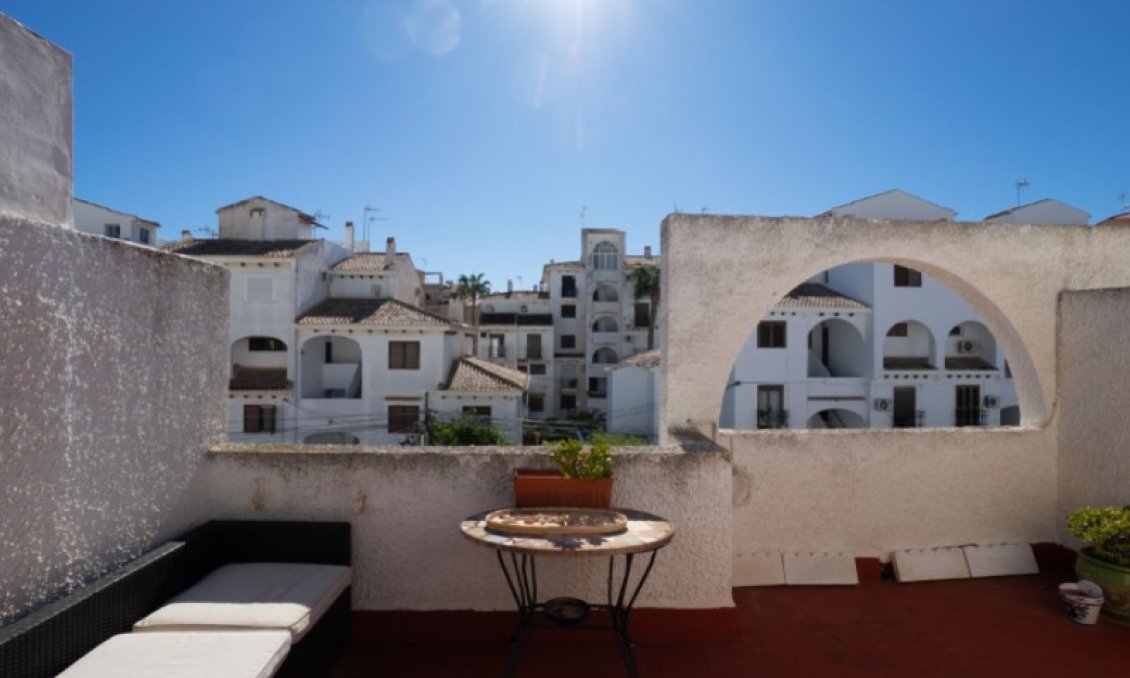 Használt Ingatlanok - Sorház -
Torrevieja - Costa Blanca