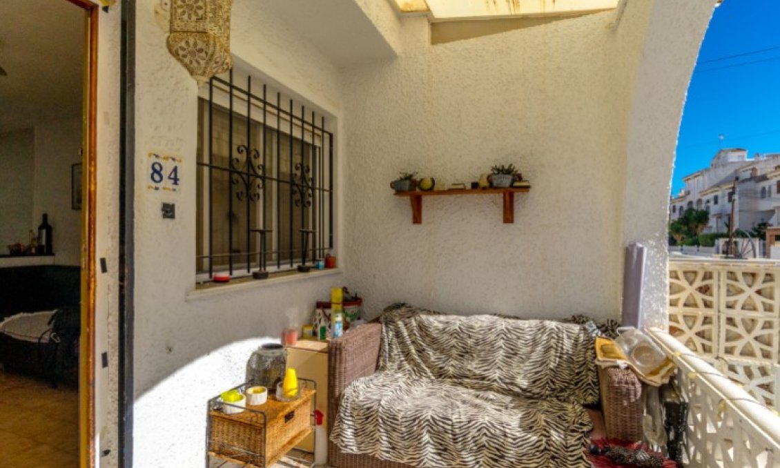 Használt Ingatlanok - Sorház -
Torrevieja - Costa Blanca