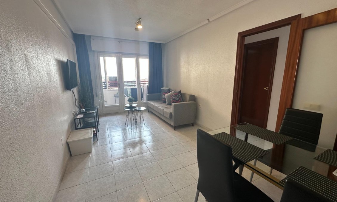 Használt Ingatlanok - Apartman -
Torrevieja - Centrum