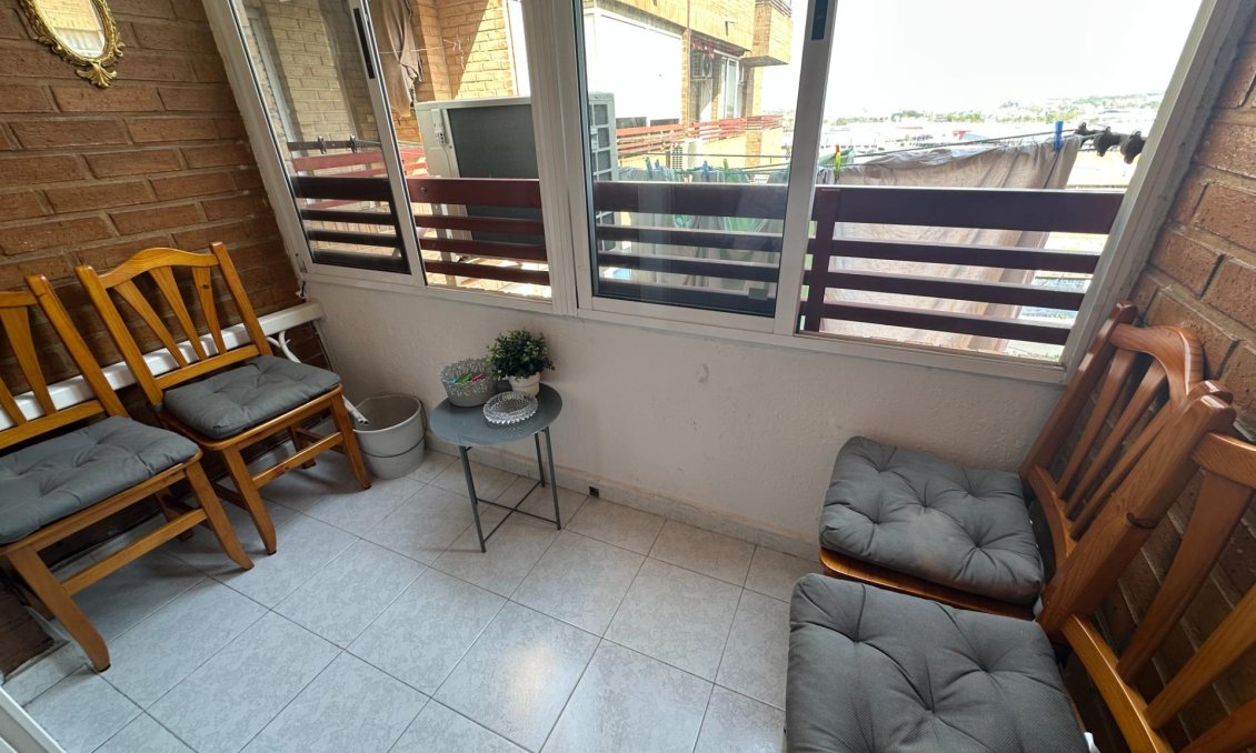 Használt Ingatlanok - Apartman -
Torrevieja - Centrum