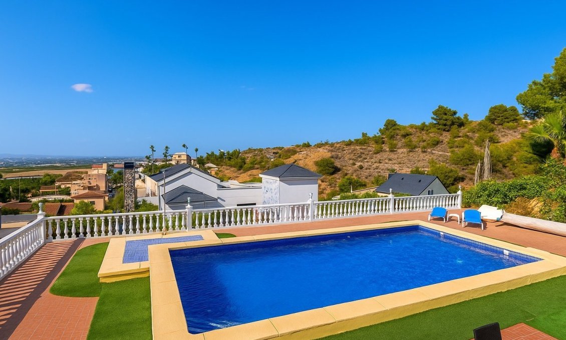 Használt Ingatlanok - Villa -
Algorfa - Inland