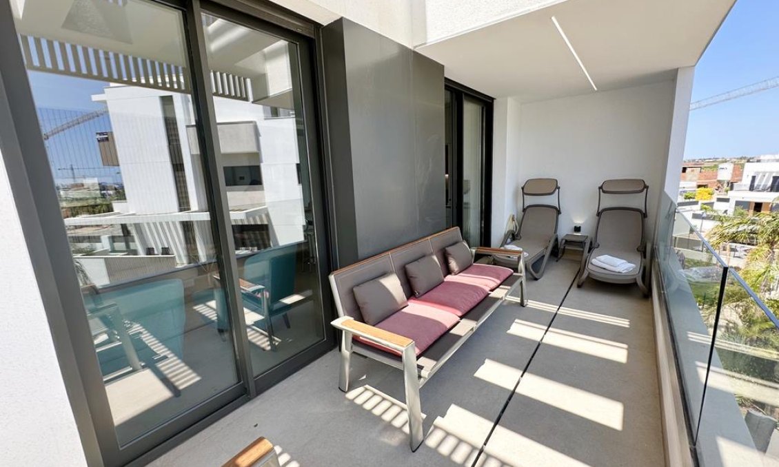 Segunda mano - Apartamento -
Santa Rosalia Resort - Inland