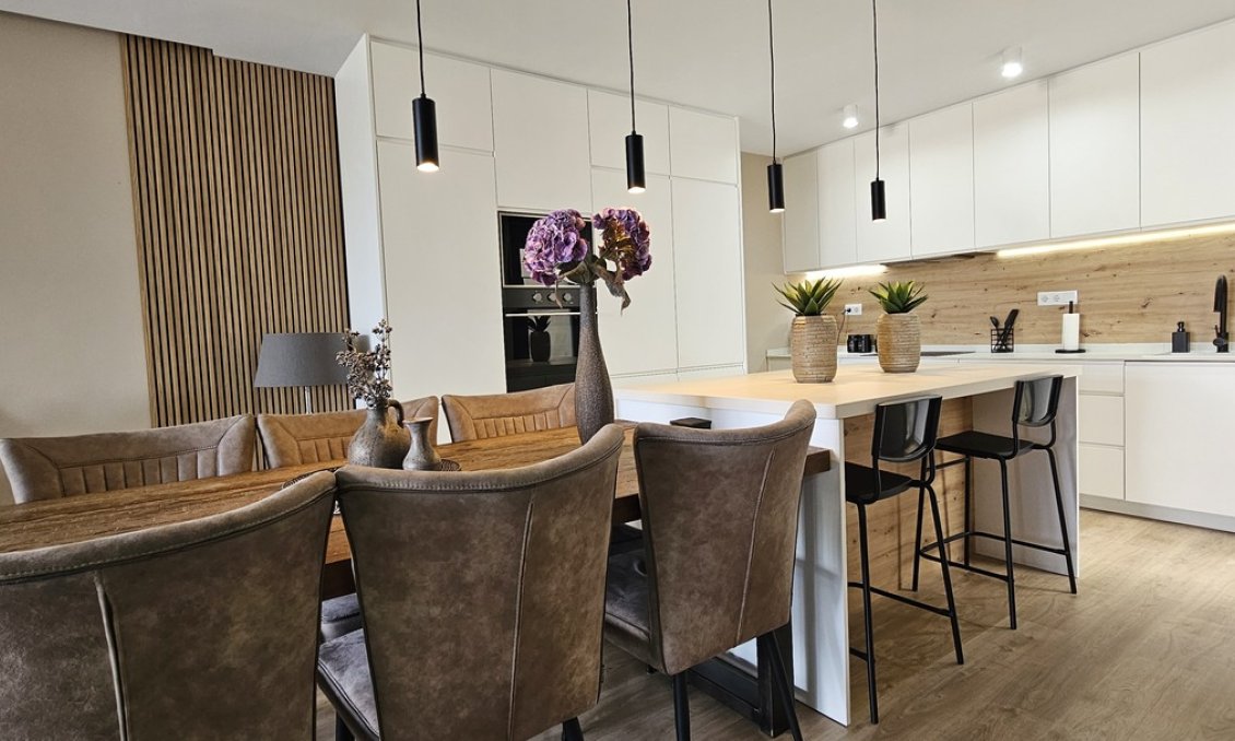 Segunda mano - Villa -
Dolores - Sector 4