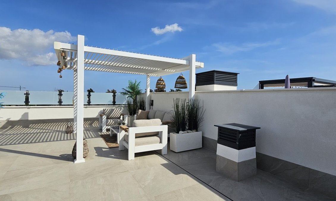 Segunda mano - Villa -
Dolores - Sector 4