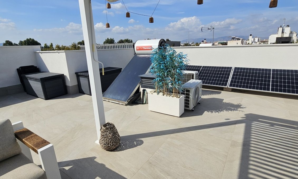 Segunda mano - Villa -
Dolores - Sector 4