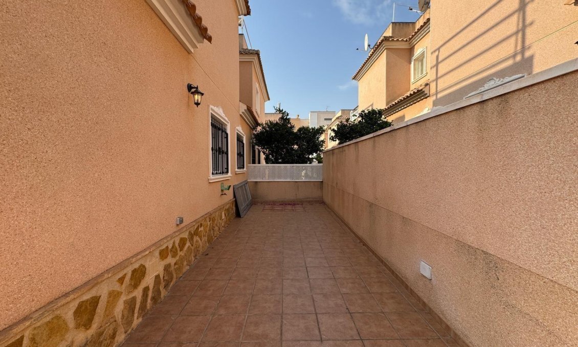 Segunda mano - Town House -
Orihuela Costa - Los Dolses