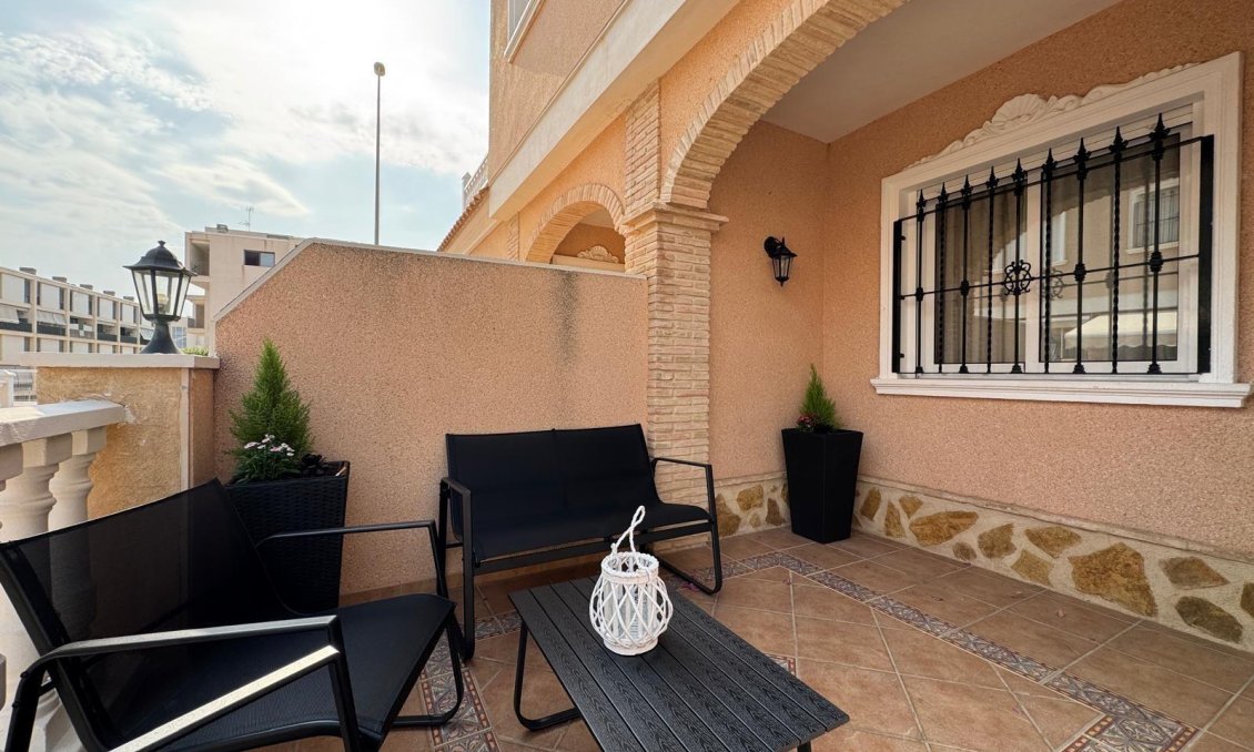 Segunda mano - Town House -
Orihuela Costa - Los Dolses