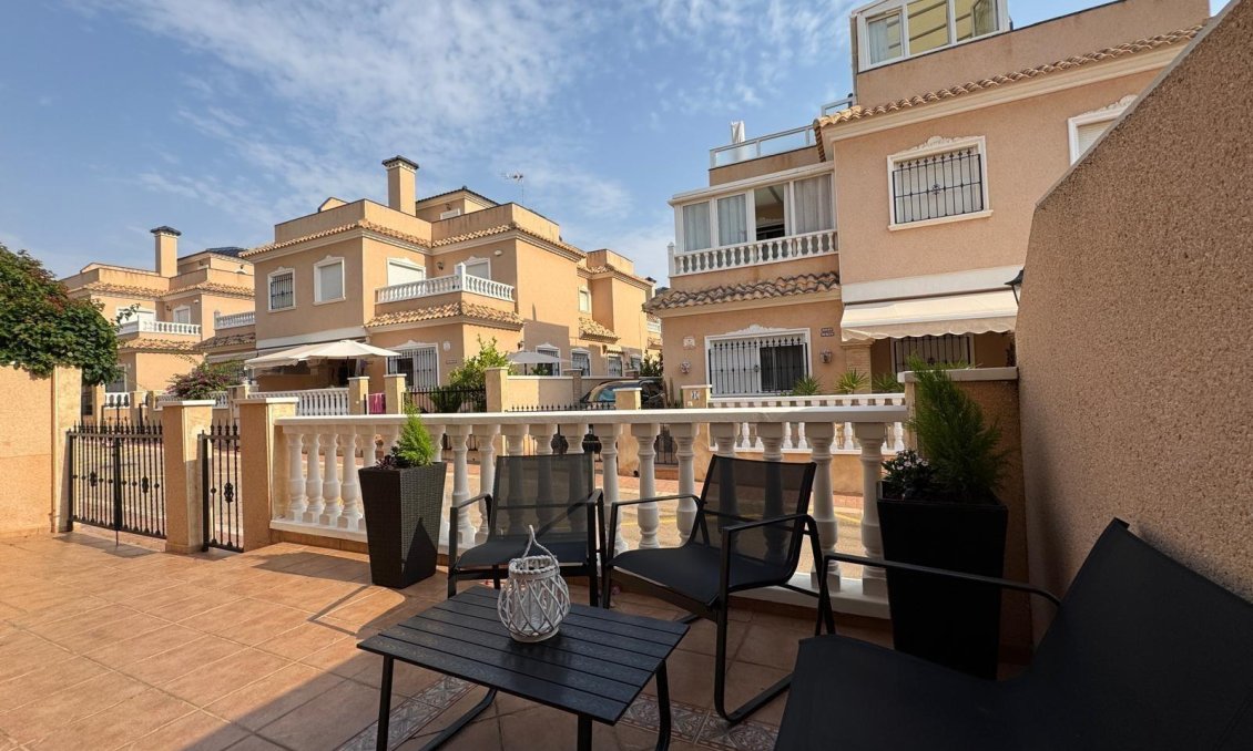 Segunda mano - Town House -
Orihuela Costa - Los Dolses