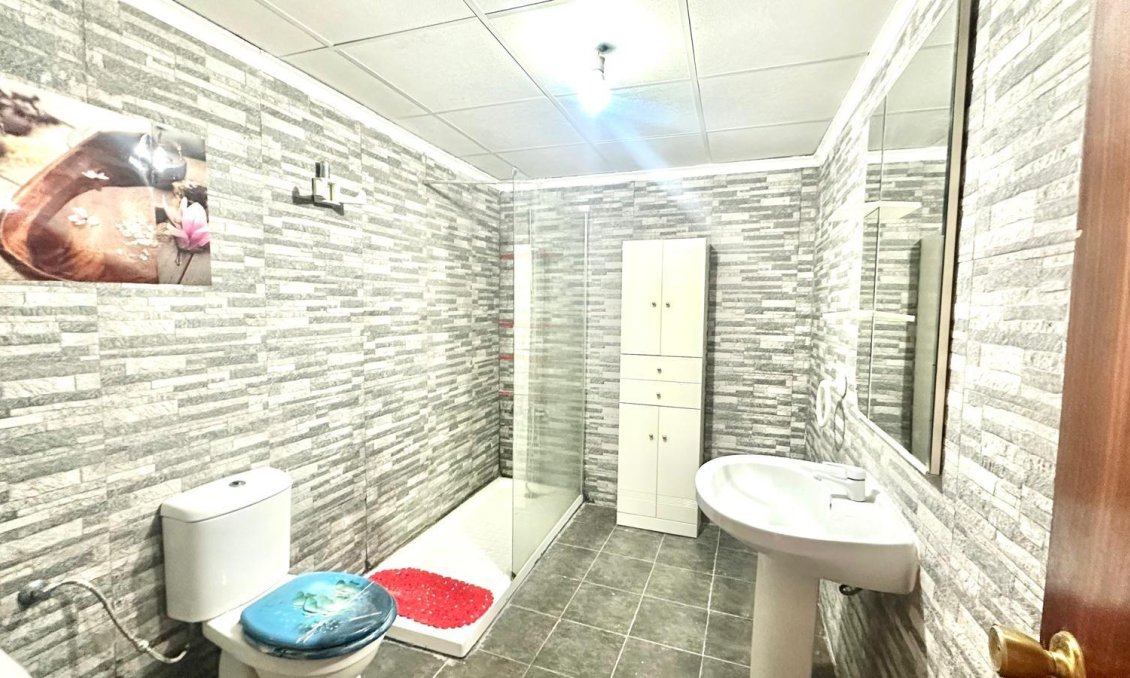 Segunda mano - Apartamento -
Torrevieja - Acequion