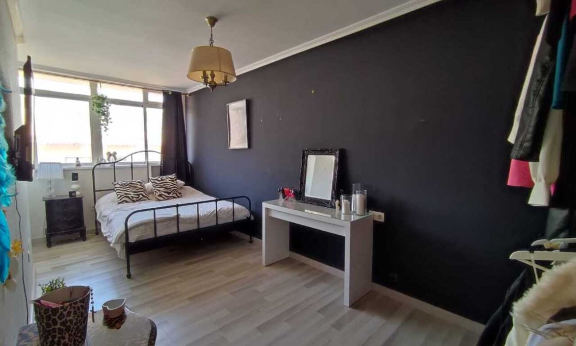 Segunda mano - Duplex -
La Florida - Inland