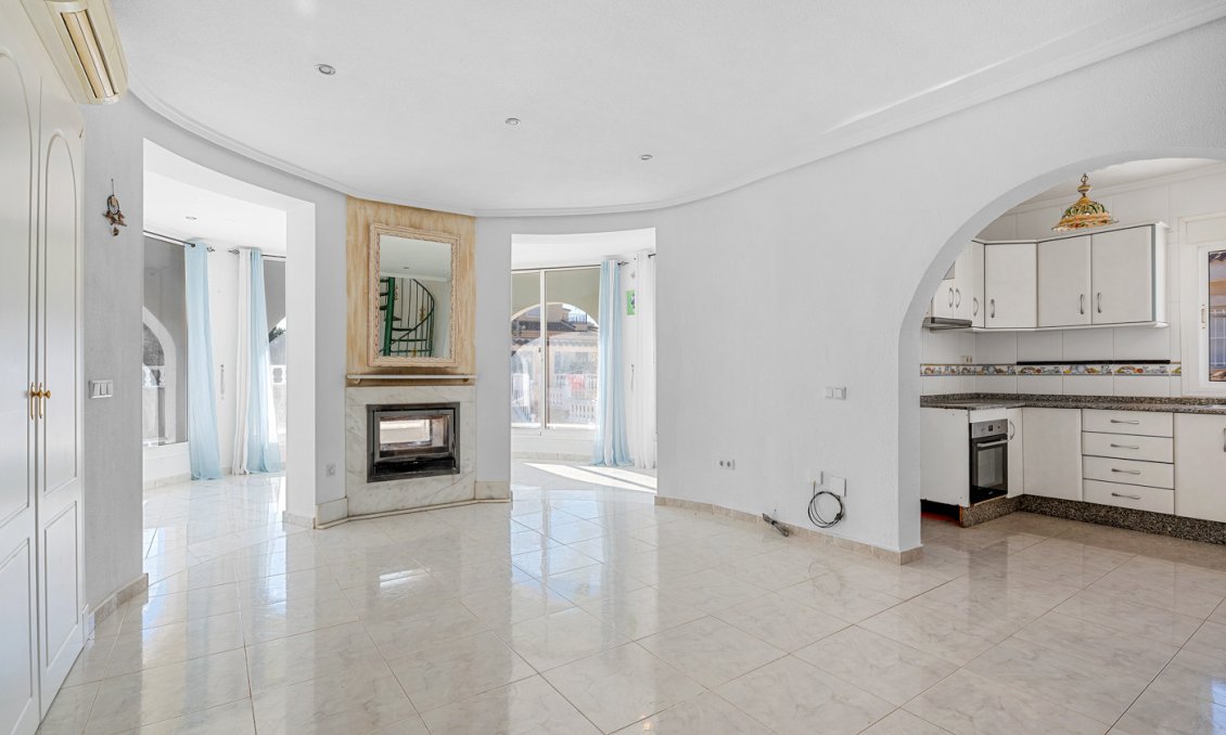 Segunda mano - Villa -
Rojales - Inland