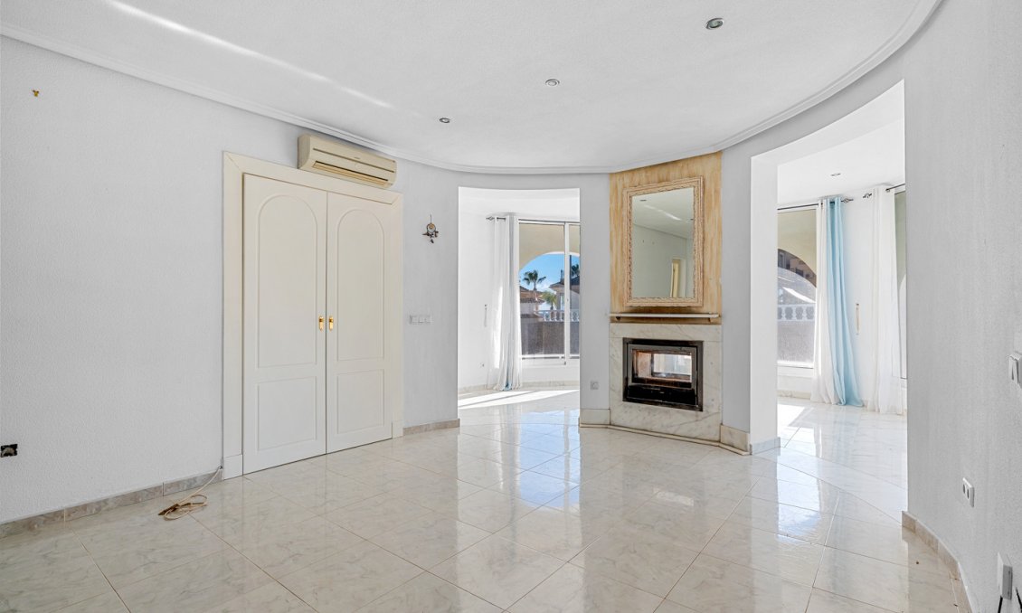 Segunda mano - Villa -
Rojales - Inland