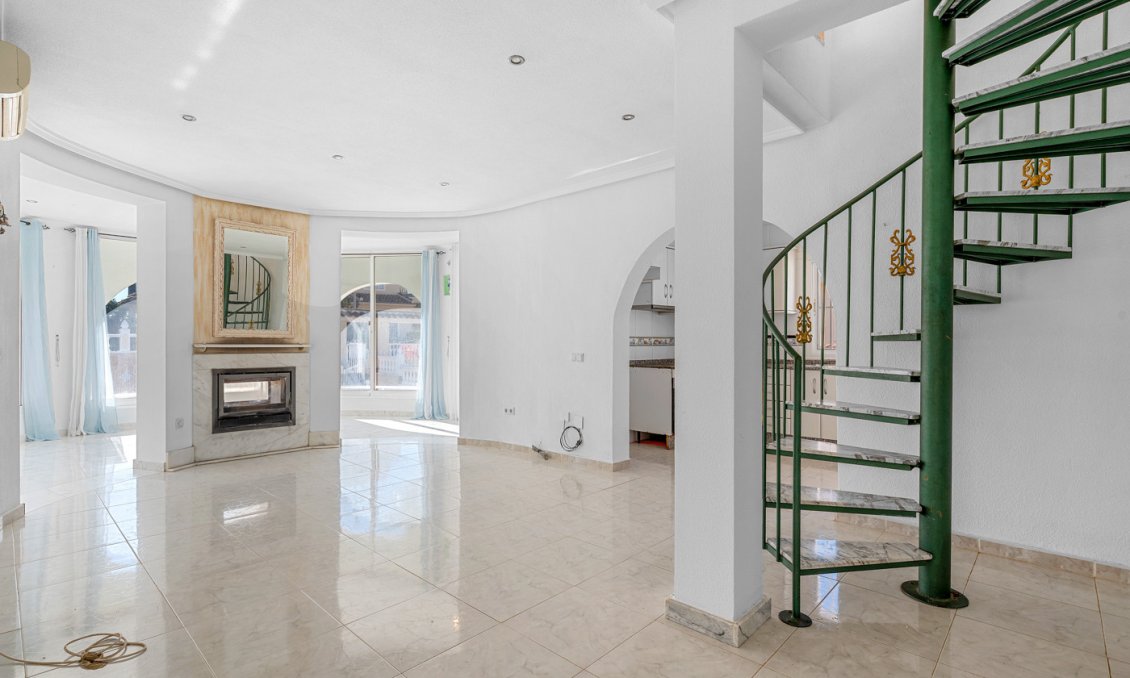 Segunda mano - Villa -
Rojales - Inland