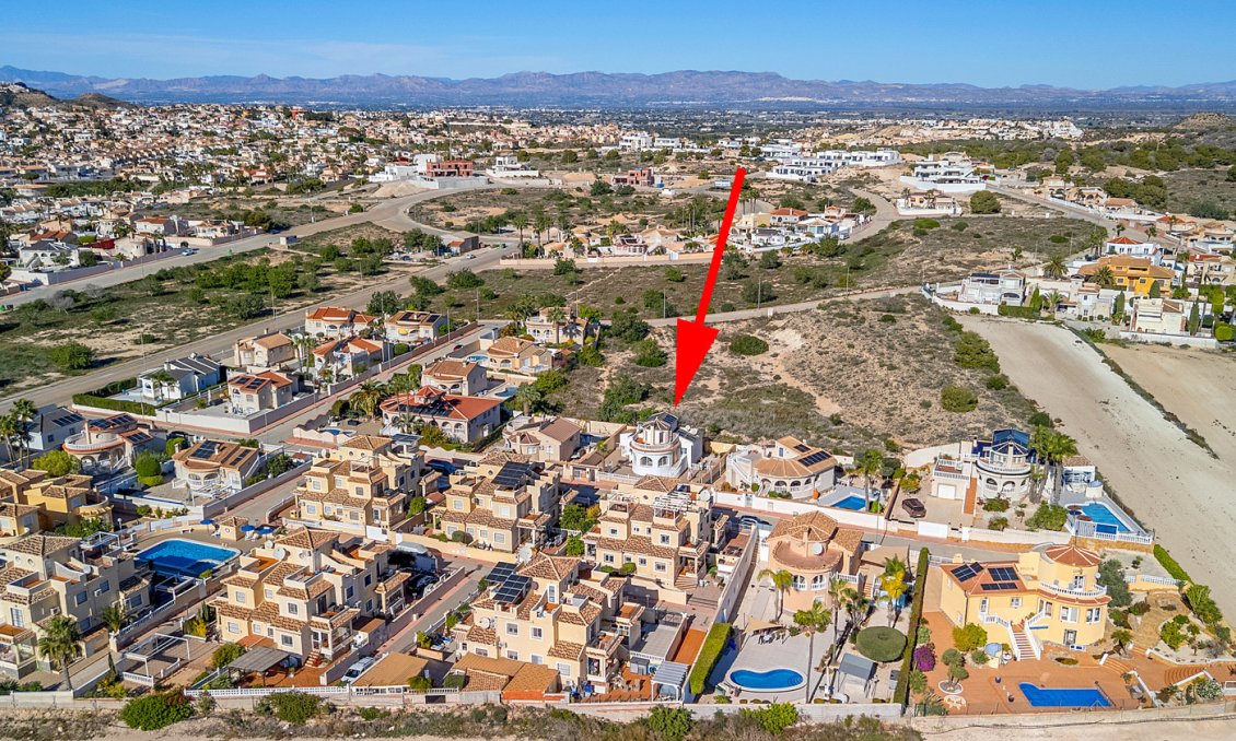 Segunda mano - Villa -
Rojales - Inland