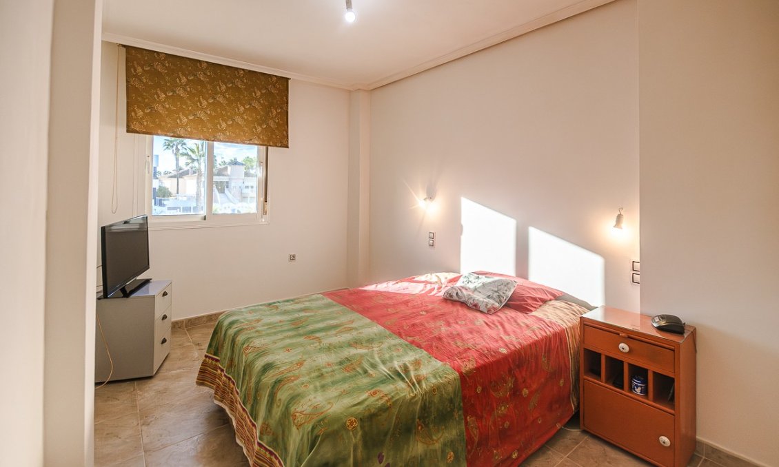 Segunda mano - Villa -
Orihuela - Inland