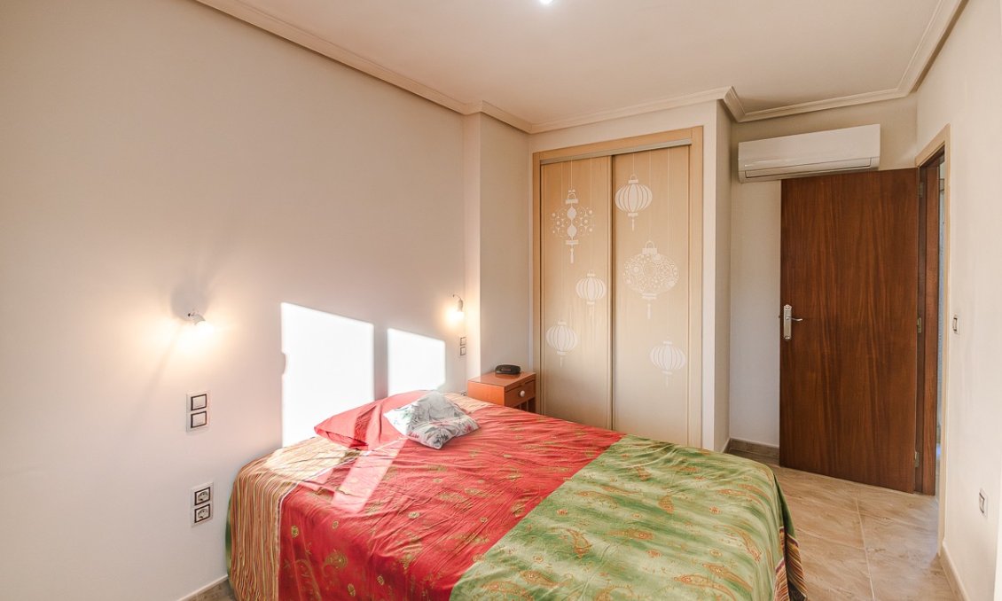 Segunda mano - Villa -
Orihuela - Inland