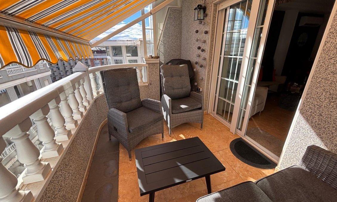 Resale - Apartment -
Torrevieja