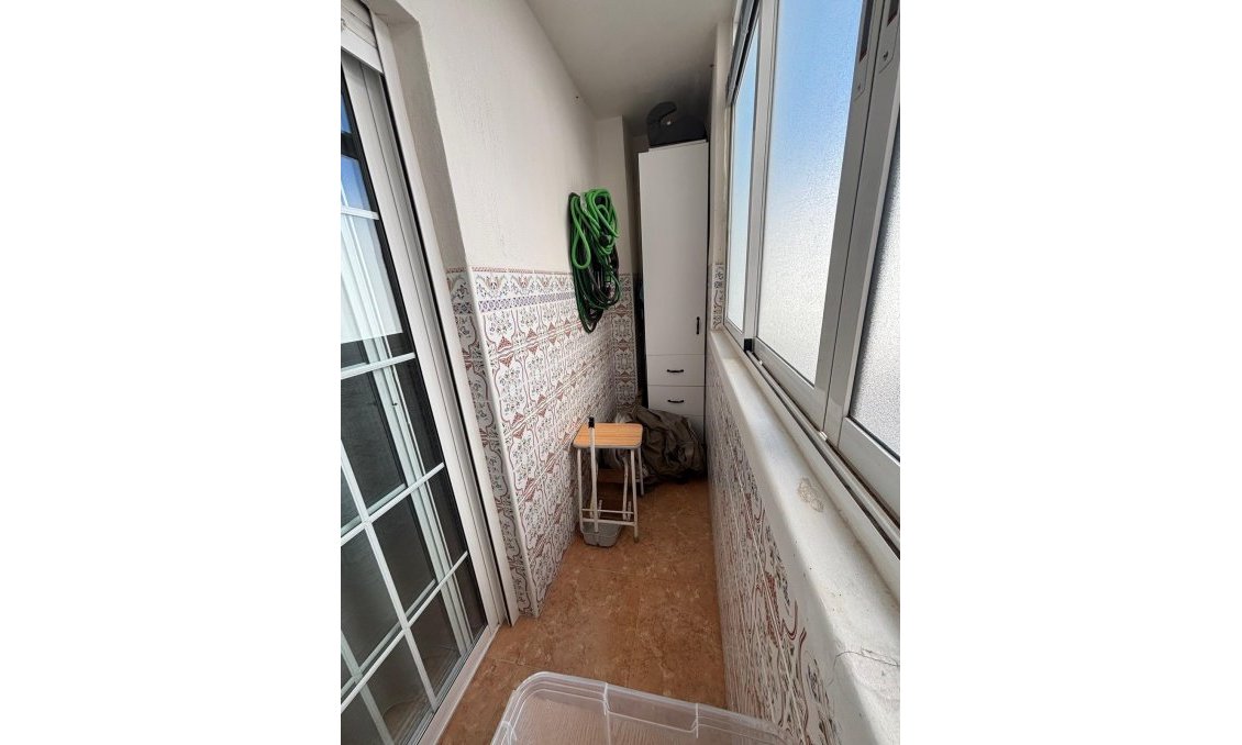 Resale - Apartment -
Torrevieja