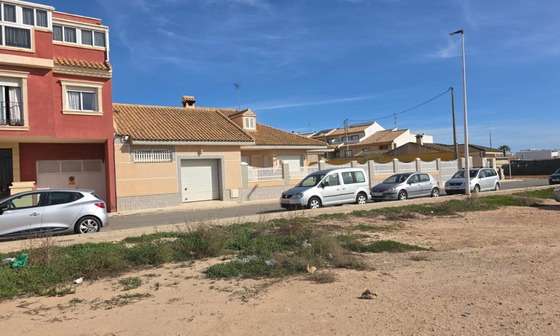 Resale - Villa -
Pilar de la Horadada