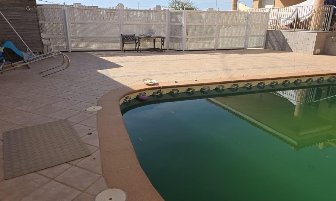 Resale - Villa -
Pilar de la Horadada