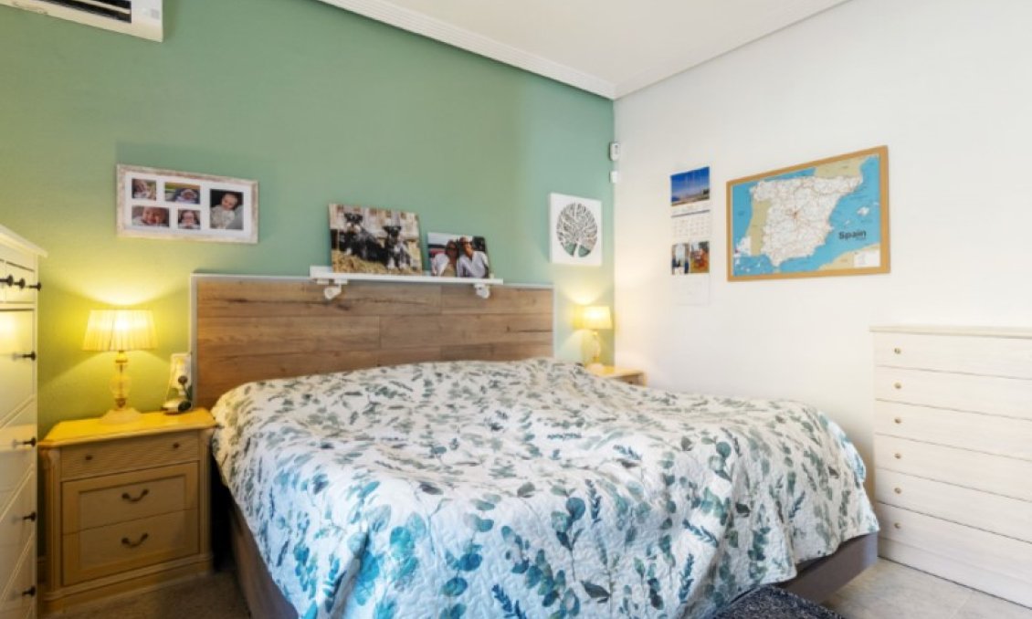 Segunda mano - Villa -
Torrevieja - Costa Blanca