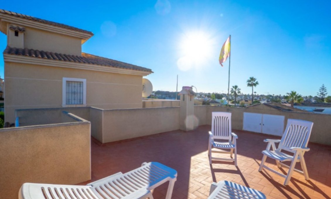 Segunda mano - Villa -
Torrevieja - Costa Blanca