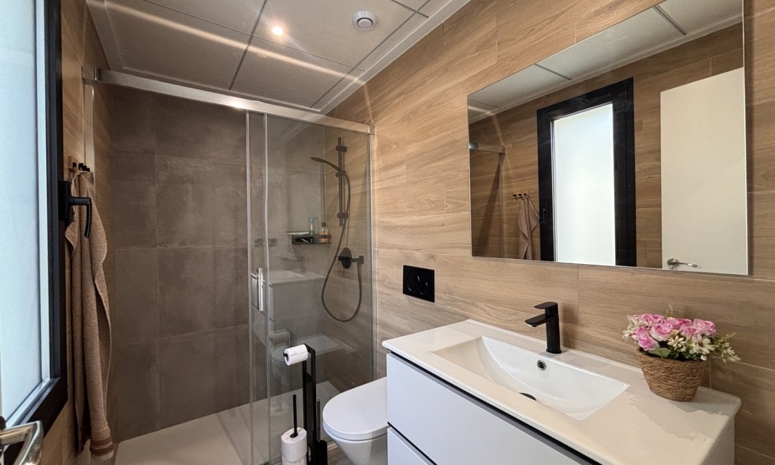 Segunda mano - Villa -
Villamartin - Costa Blanca