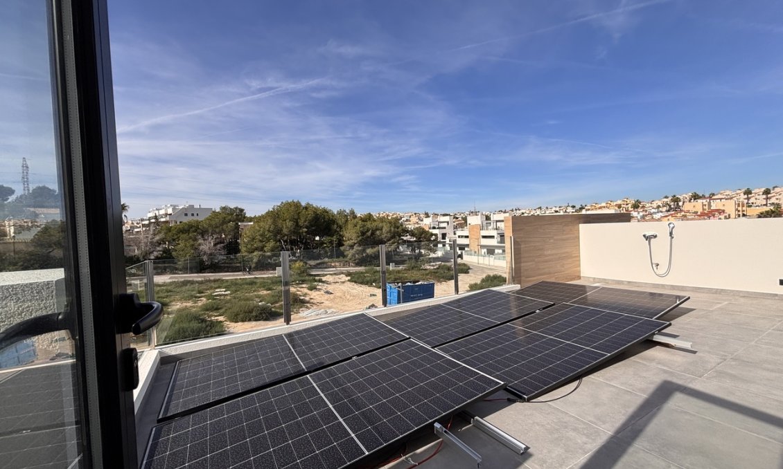 Segunda mano - Villa -
Villamartin - Costa Blanca