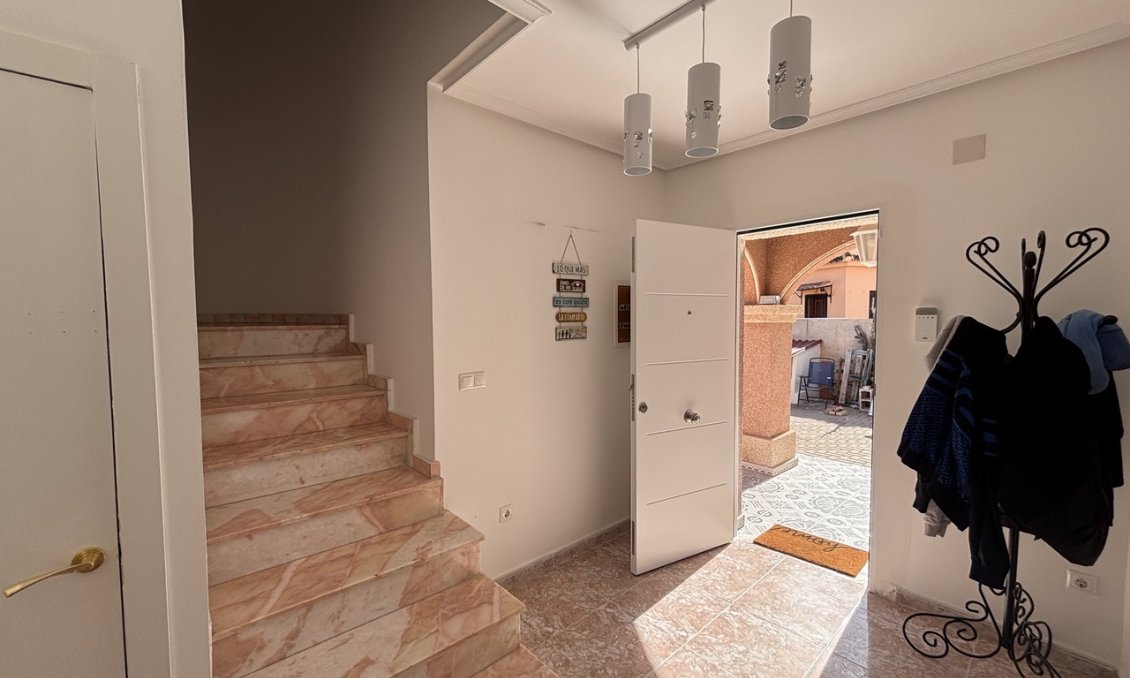 Segunda mano - Villa -
Benijofar - Costa Blanca