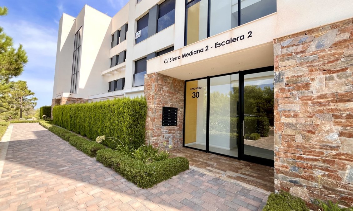 Segunda mano - Apartamento -
Las Colinas Golf - Costa Blanca