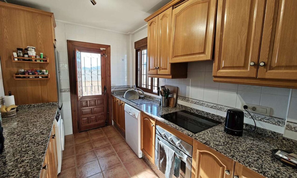 Segunda mano - Villa -
Canada del Trigo - Inland