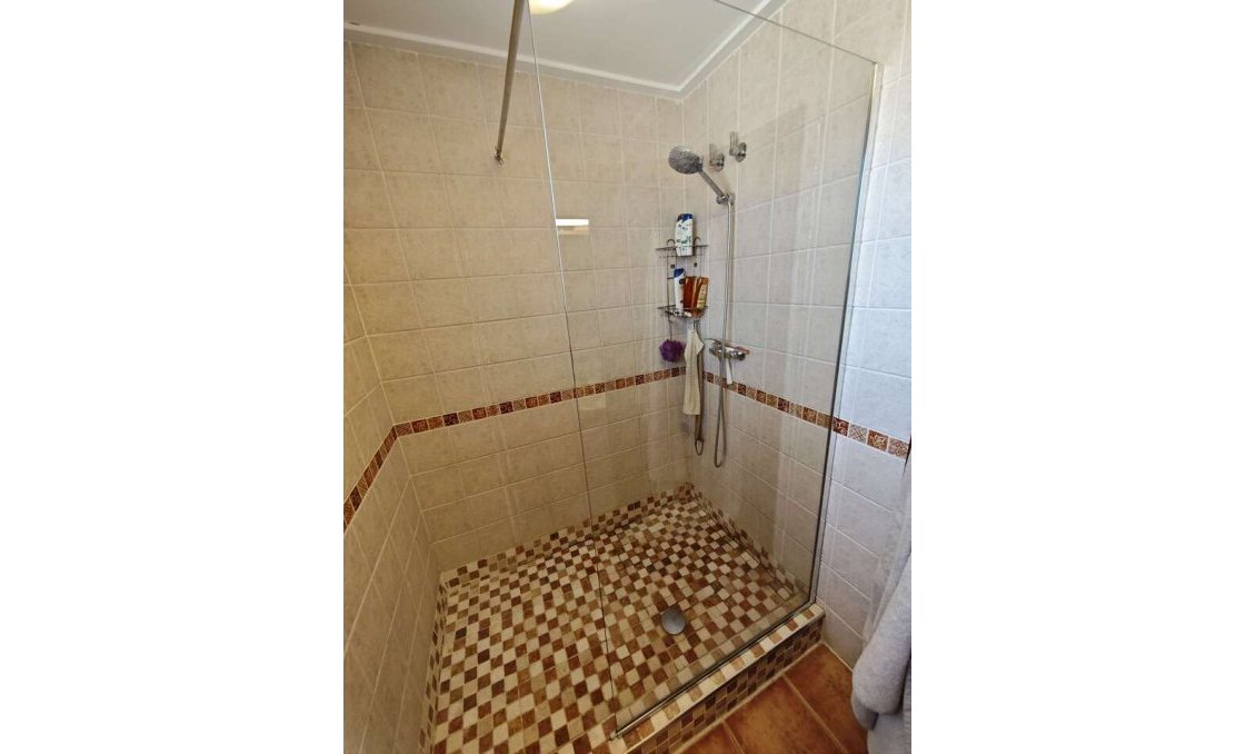 Segunda mano - Villa -
Canada del Trigo - Inland