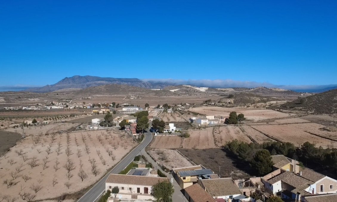 Segunda mano - Villa -
Canada del Trigo - Inland