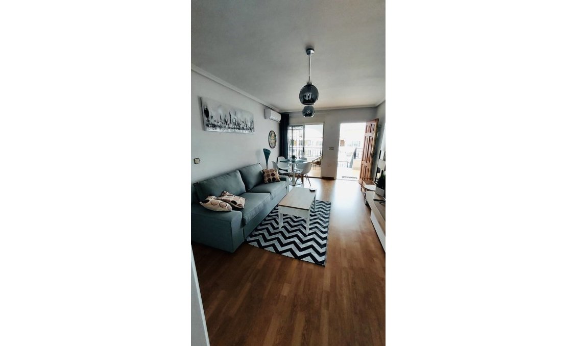 Segunda mano - Penthouse Penthouse -
Vistabella Golf Entre Naranjos - Costa Blanca