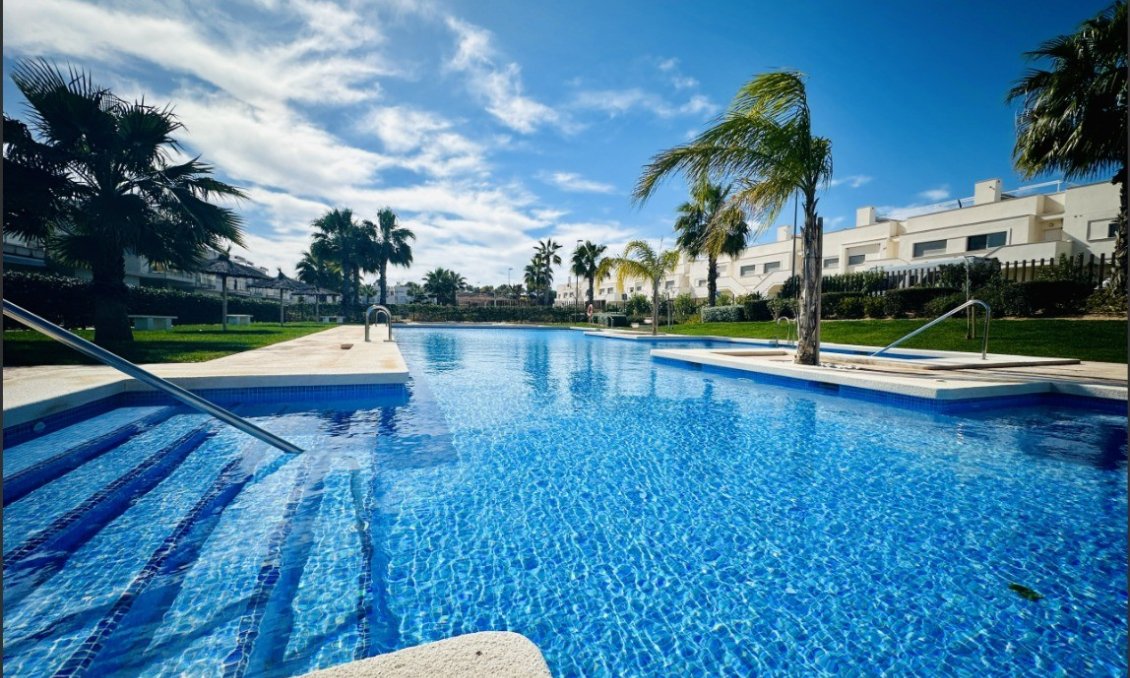 Segunda mano - Apartamento -
Vistabella Golf Entre Naranjos - Inland