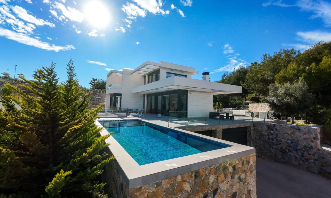 Segunda mano - Villa -
Orihuela - Las Colinas Golf